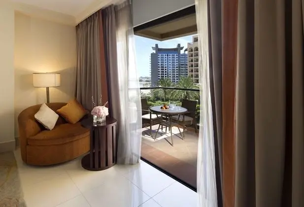 Fairmont Serenity Room, with Balcony, Spa Access
