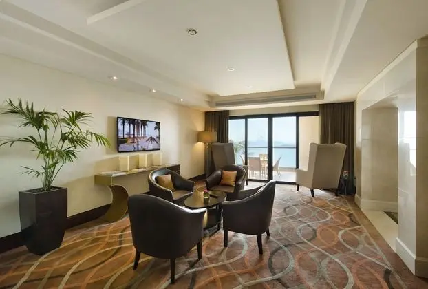 Fairmont Serenity Room, with Balcony, Spa Access