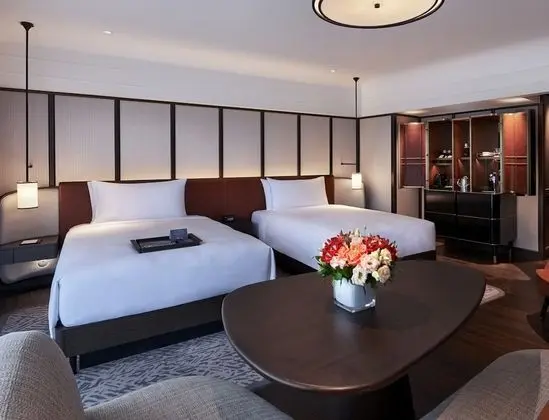Deluxe Tek Büyük Yataklı Oda, 2 Çift Kişilik Yatak, Balkon