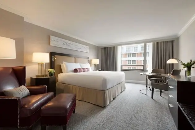 Fairmont, Oda, 1 En Büyük (King) Boy Yatak