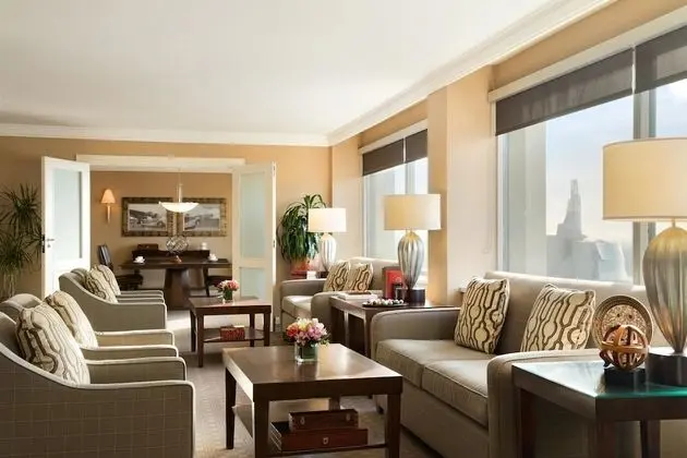 Süit, 1 En Büyük (King) Boy Yatak, Sigara İçilmez (Fairmont Gold)