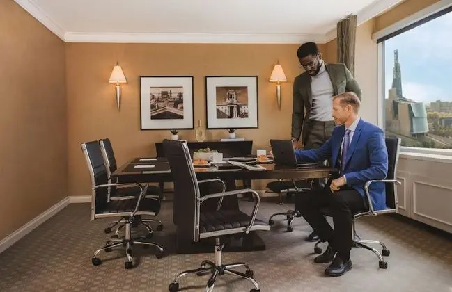 Süit, 1 En Büyük (King) Boy Yatak, Sigara İçilmez (Fairmont Gold)