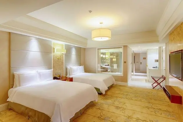 Fairmont Gold, Grand Oda, 1 Çift Kişilik Yatak, Göl Manzaralı