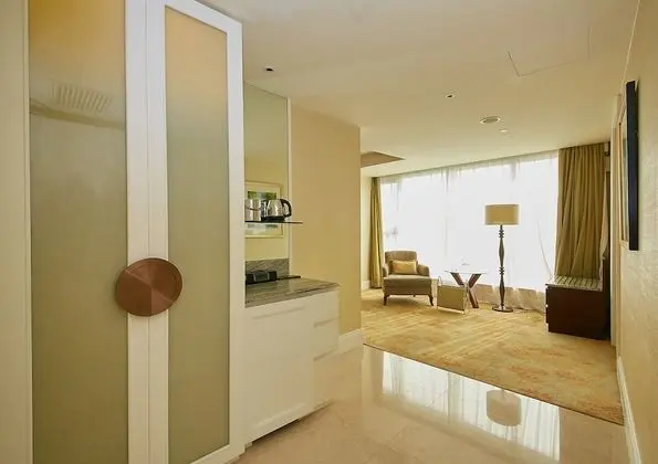 Premium Oda, 1 En Büyük (King) Boy Yatak, Göl Manzaralı