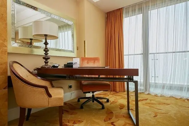 Premium Oda, 1 En Büyük (King) Boy Yatak, Göl Manzaralı