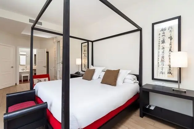 Deluxe Büyük Yataklı Tek Kişilik Oda