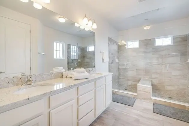 Villa (1472FAIRVIEW)