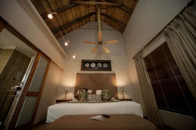 Luxury Oda