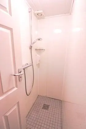 Economy İki Ayrı Yataklı Oda, Ortak Banyo, Ek Bina (Basement Level)