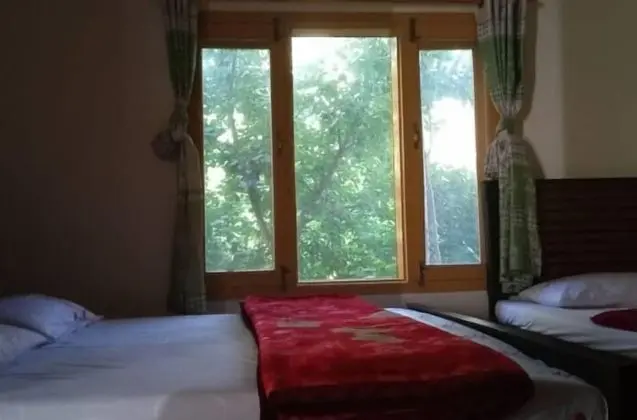 Standard Üç Kişilik Oda