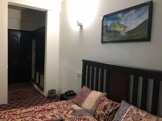 Standard Tek Büyük Yataklı Oda