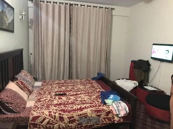 Standard Tek Büyük Yataklı Oda