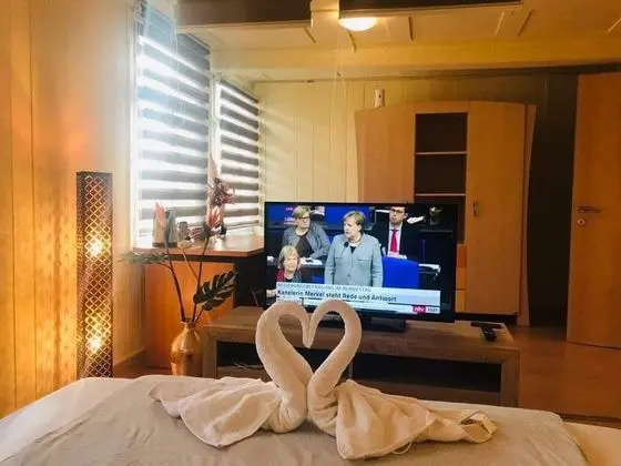 Basic Tek Büyük Yataklı Oda, Ortak Banyo