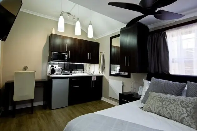Self-Catering Unit Budget (Love)