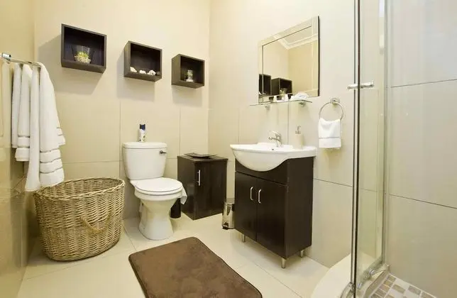Self-catering Unit (Shower) Hope