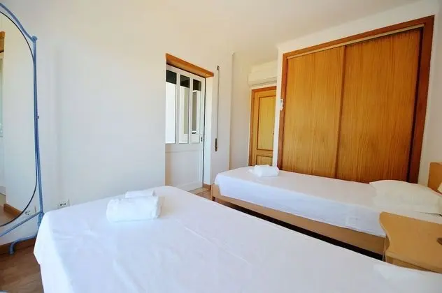 Family Apart Daire, 3 Yatak Odası, Teras, Havuz Manzaralı