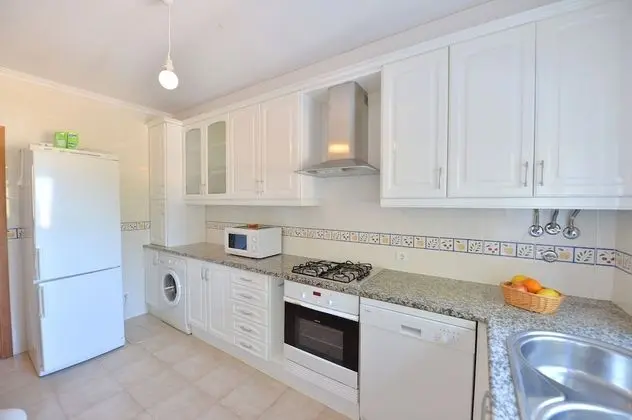 Family Apart Daire, 3 Yatak Odası, Teras, Havuz Manzaralı