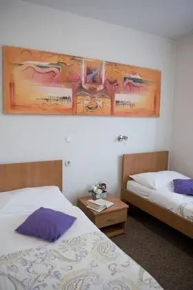 Economy İki Ayrı Yataklı Oda