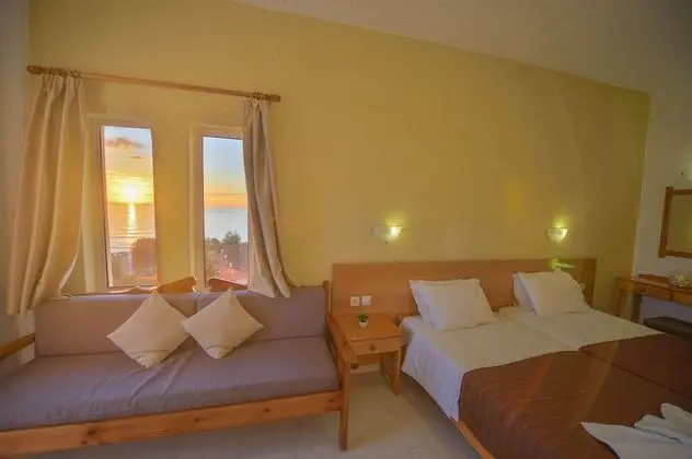 Studio, Sea View, Second Floor