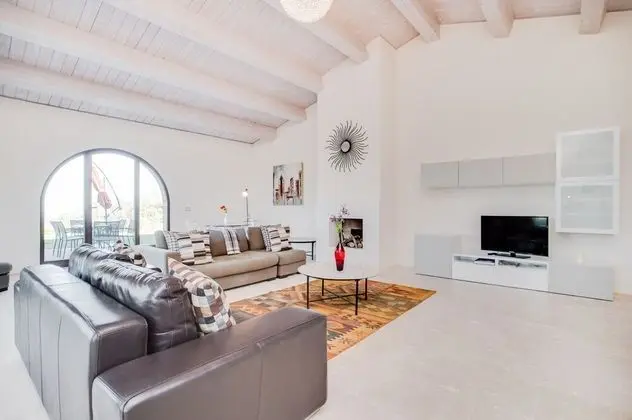 Villa, 2 Yatak Odası, Şömine