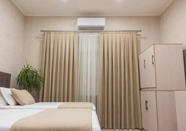 Design Tek Büyük veya İki Ayrı Yataklı Oda