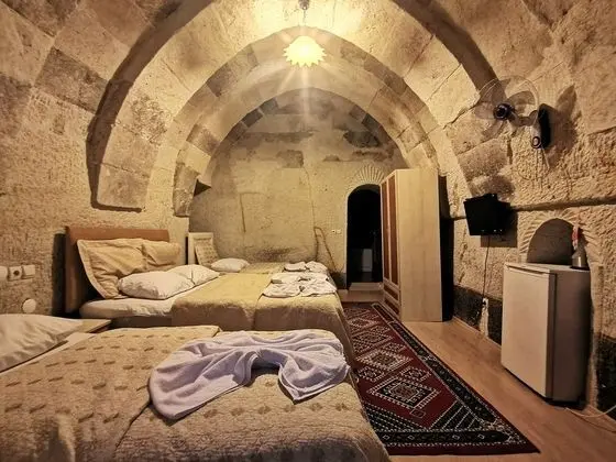 Jakuzili Aile Odası 4 kişi