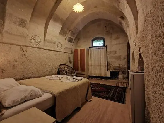 Mağara Suit 2