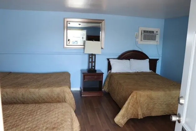 Room, 3 Double Beds