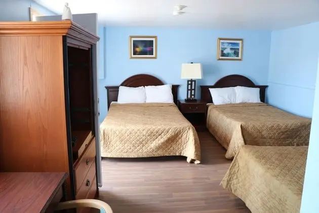 Room, 3 Double Beds