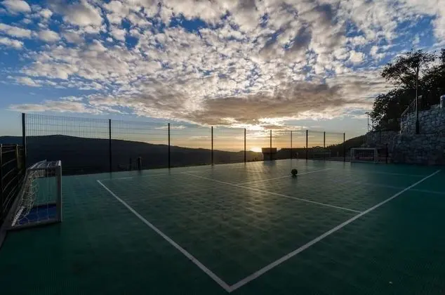 Villa (Four-Bedroom Villa with Terrace)