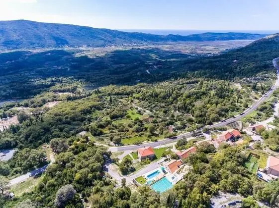 Villa (Four-Bedroom Villa with Terrace)