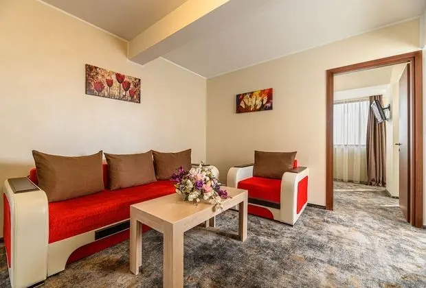 SUPERIOR SUITE DANUBE VIEW
