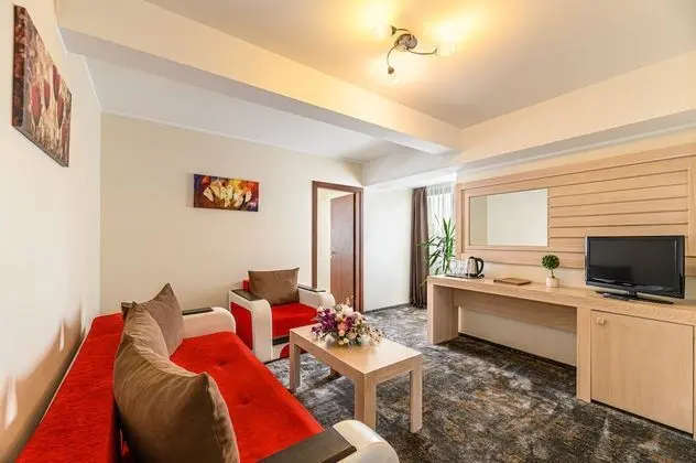 SUPERIOR SUITE DANUBE VIEW