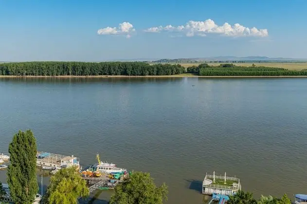 SUPERIOR SUITE DANUBE VIEW