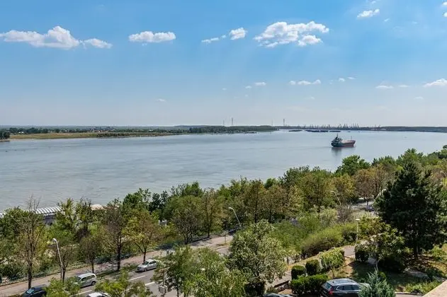 SUPERIOR SUITE DANUBE VIEW