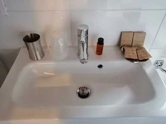 Economy Tek Büyük Yataklı Oda