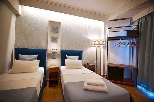 City Tek Büyük veya İki Ayrı Yataklı Oda