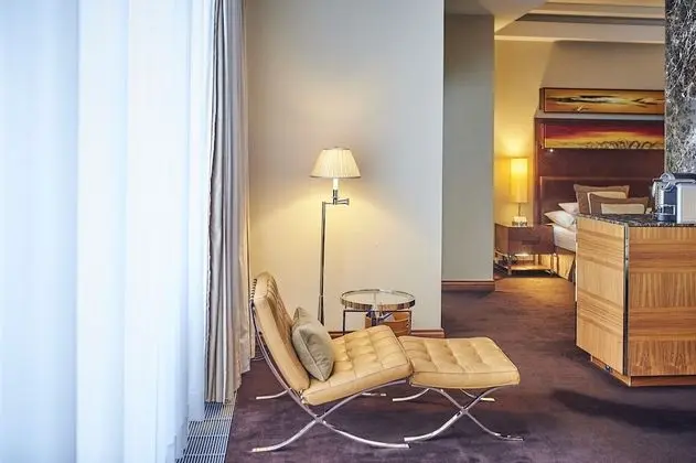 Junior Süit, Balkon (Deluxe)