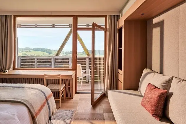 Superior Oda, Balkon, Vadi Manzaralı
