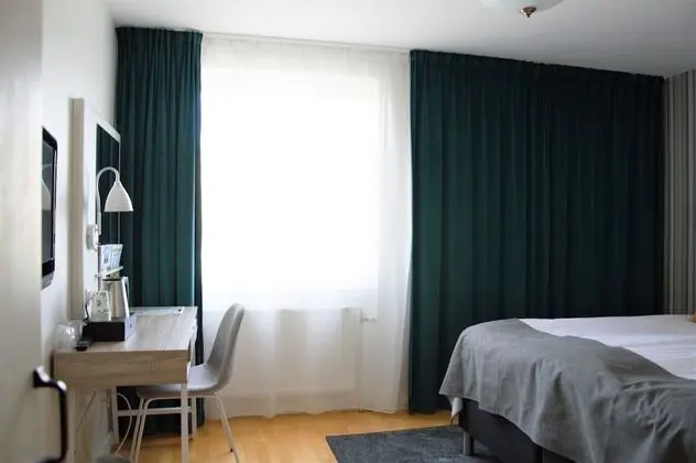 Standard Oda, 1 Büyük (Queen) Boy Yatak, Sigara İçilmez