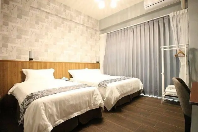 Üç Kişilik Oda