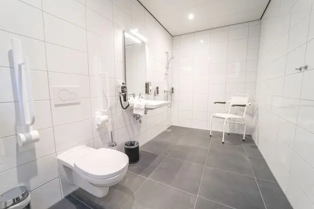 Comfort Tek Büyük Yataklı Oda