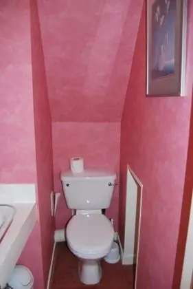 Tek Kişilik Oda, Ortak Banyo