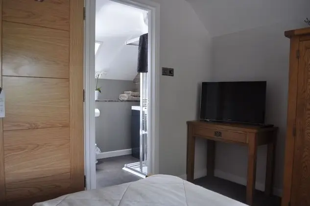 Tek Büyük Yataklı Oda (Room6)
