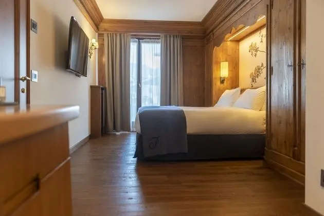 Classic Tek Büyük Yataklı Oda (with SPA access)