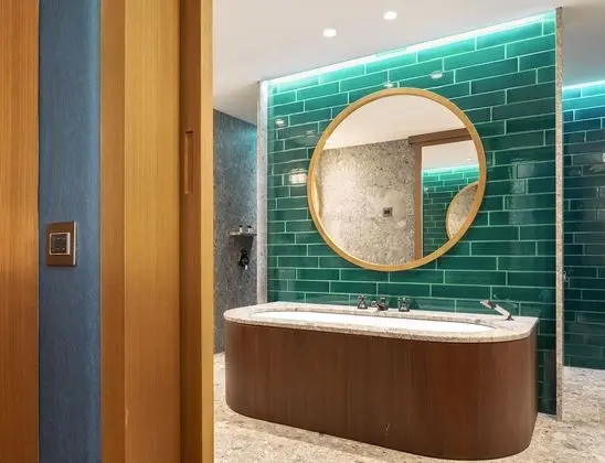 Penthouse Suite with Spa access