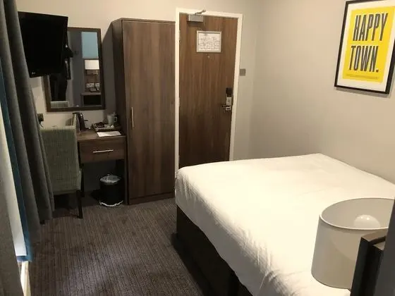 Standard Oda, 1 Çift Kişilik Yatak, Sigara İçilmez (Small Room)