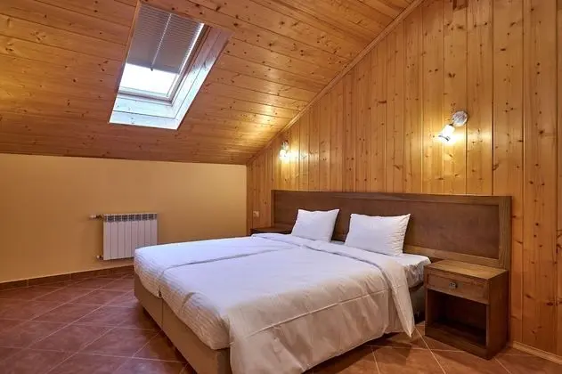 Standard Tek Büyük veya İki Ayrı Yataklı Oda