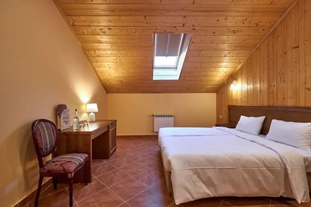 Standard Tek Büyük veya İki Ayrı Yataklı Oda