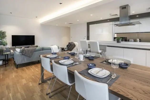 Deluxe Apartment, 2 Bedroom with Maidsroom